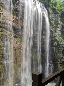 三峡大瀑布