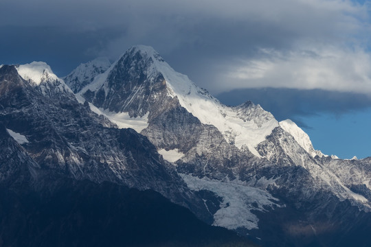 梅里雪山