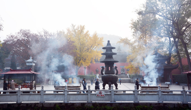 栖霞寺香火