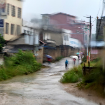 乡村雨季