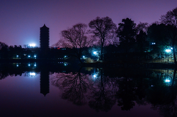 未名湖夜景