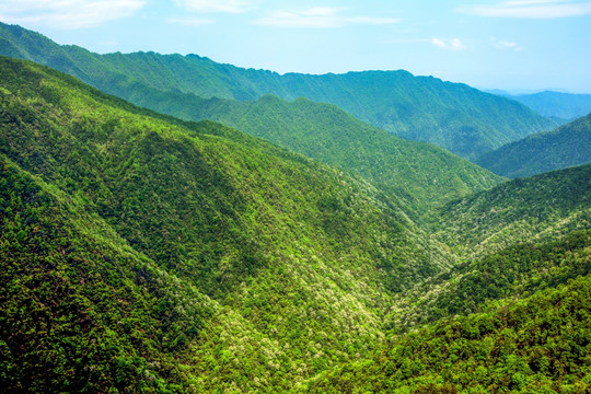 山坡山谷