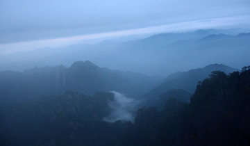 水墨远山