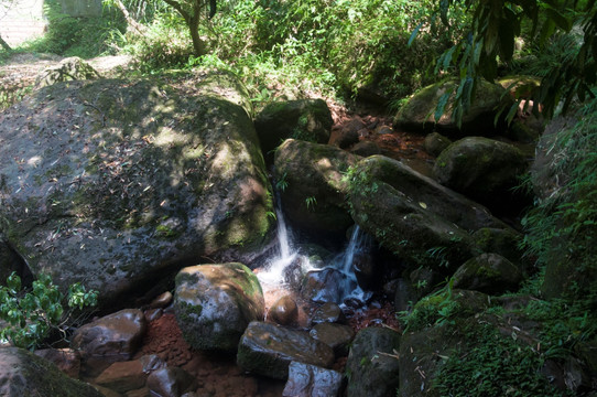 赤水丹霞佛光岩