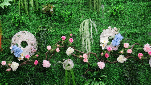 绿植鲜花背景墙