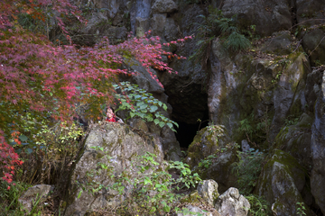 山洞