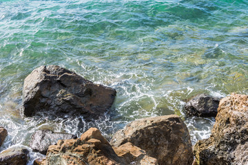 海边海浪礁石