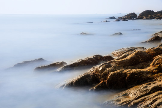 礁石海岸