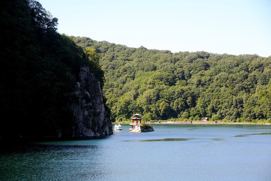 三角龙湾风景区