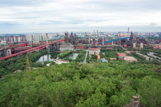 俯瞰北京首钢工业园区