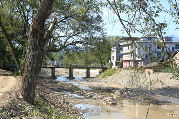 小桥流水