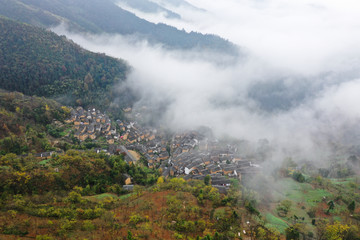 山村