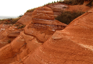 大横山红土坡奶头峰