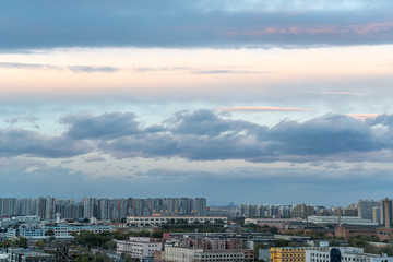 城市上空的云层