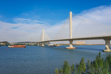 广中江高速三期南沙至中山跨线桥