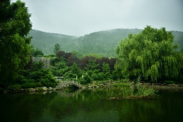 湖光山色