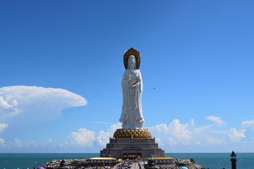 南山寺海上观音