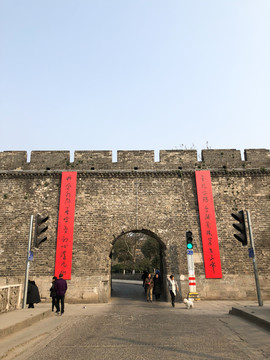 荆州古城城墙门