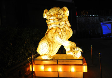 狮子灯造型