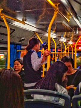 公交車上
