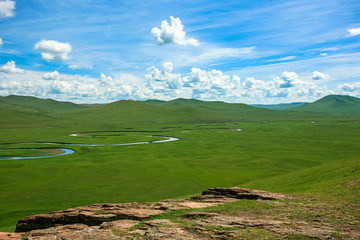 草原牧场河流