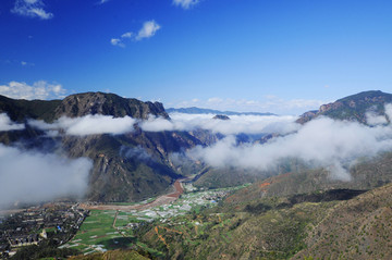 峡谷云海