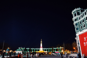 防洪纪念塔夜景