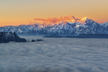 牛背山風光