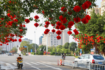 来宾市区道路喜庆氛围