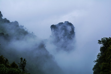 乌蒙云山