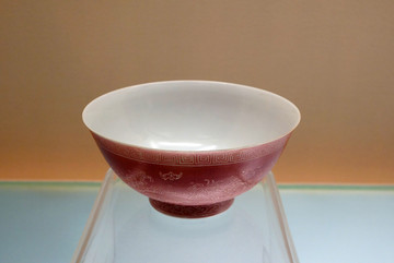 清代胭脂红釉珐琅彩碗