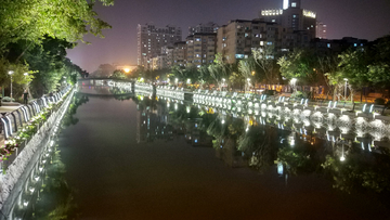 内河夜景