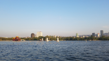 大明湖风景区