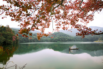 枫红仙女湖