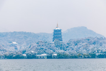 杭州西湖雷峰塔景区雪景