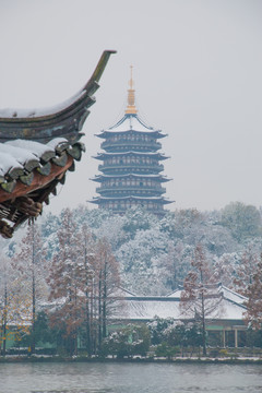 杭州西湖雷峰塔景区雪景