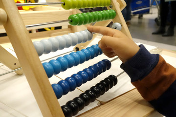 儿童彩虹珠算架数学益智玩具