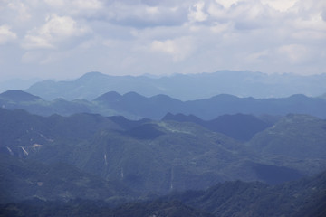 水墨群山