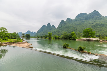 遇龙河