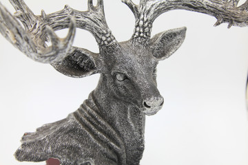鹿头雕塑