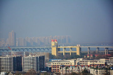 眺望南京长江大桥