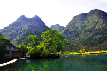 远山秀水