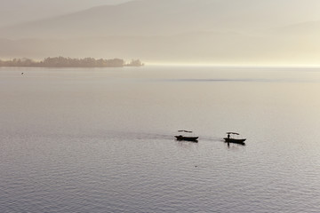 西昌邛海日出