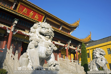 獅子雕塑