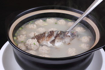 鯽魚肉丸