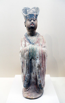 唐代彩繪文官俑