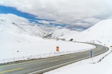 雪山公路