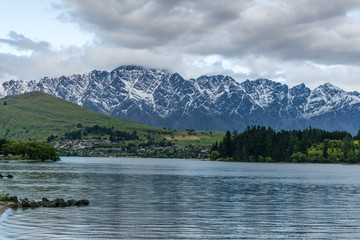 高山湖泊