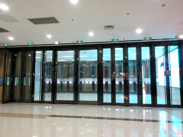 商场玻璃门