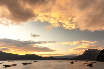 泸沽湖女神湾日落